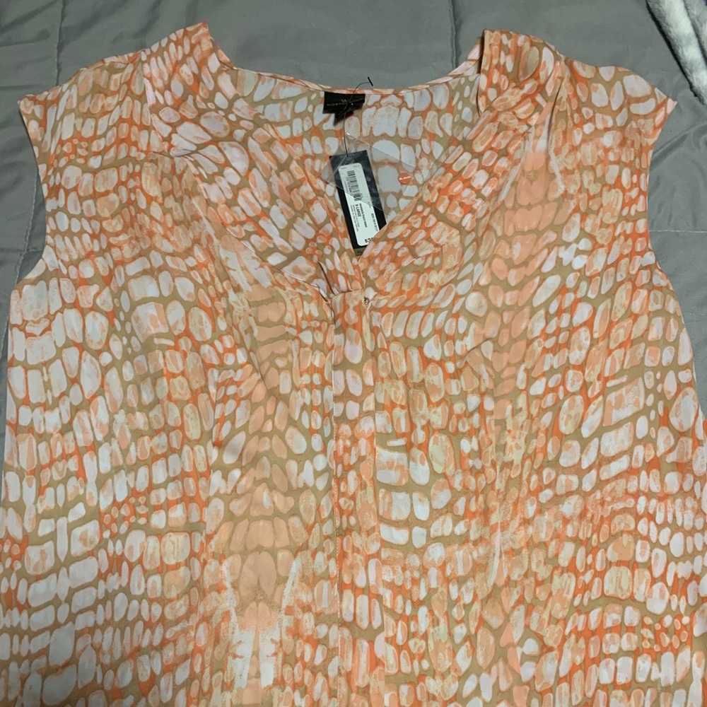 NWT Sleeveless Blouse